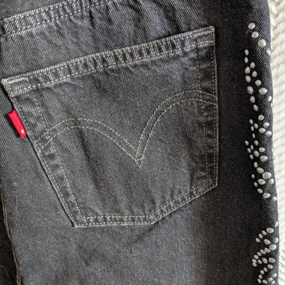 Levi’s High Rise Studded Black Jean Skirt size 25 Western Grunge Streetwear - Picture 7 of 11
